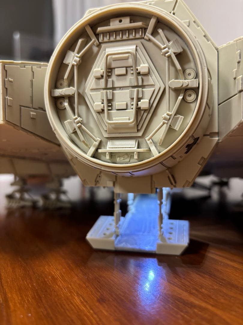 deagostiniスター・ウォーズ ミレニアム・ファルコン ，組み立て完成品