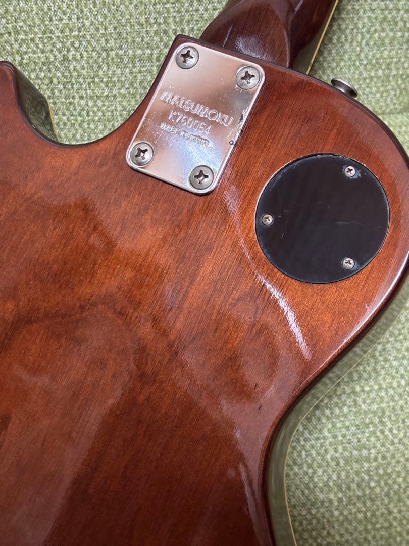 1976年マツモク工業製　レスポールタイプ ハードケース付