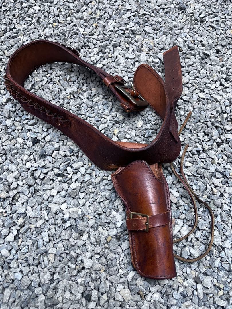 レザー ホルスター 右利き用 約100cm 値段交渉可能