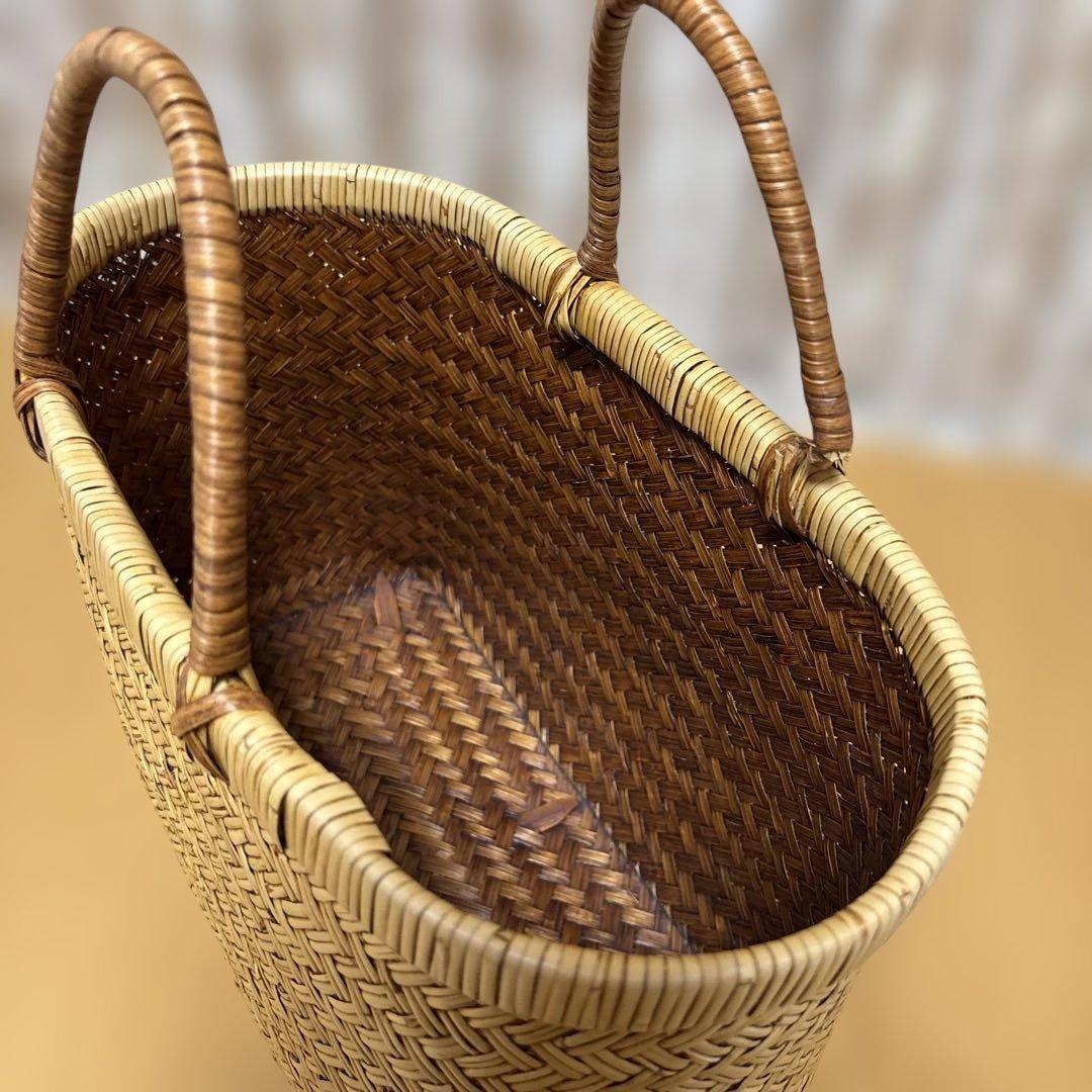 岩手鳥越竹細工、手提げカゴ、柿渋加工　取っ手破損箇所あり