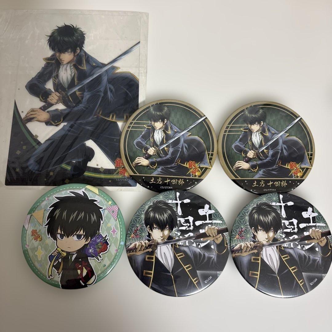 銀魂　土方十四郎　缶バッジ　75mm