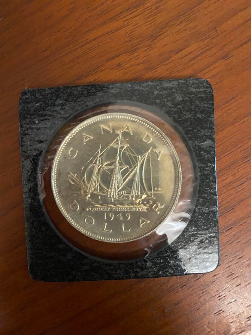 【長期保管品】カナダ銀貨1949年発行ニューファンドランド連邦加入記念 1ドル貨