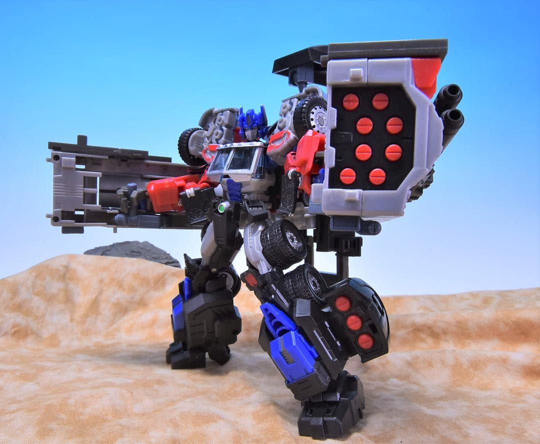中古品 MAKETOYS バトルタンカー& レーザーオプティマスプライム