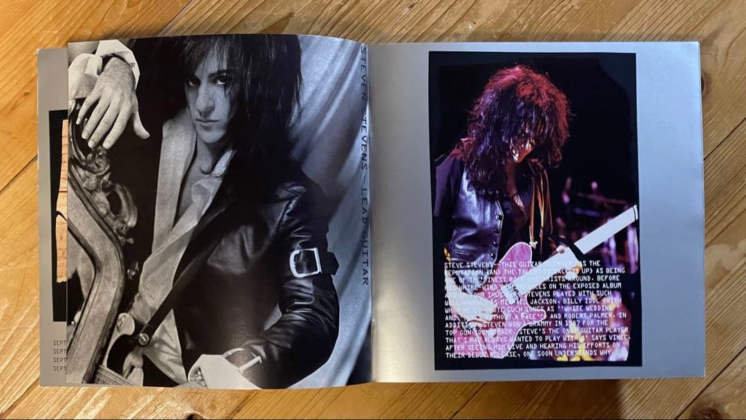 VINCE NEIL ヴィンス・ニール 初ソロ来日ツアー 公式パンフ美品 希少