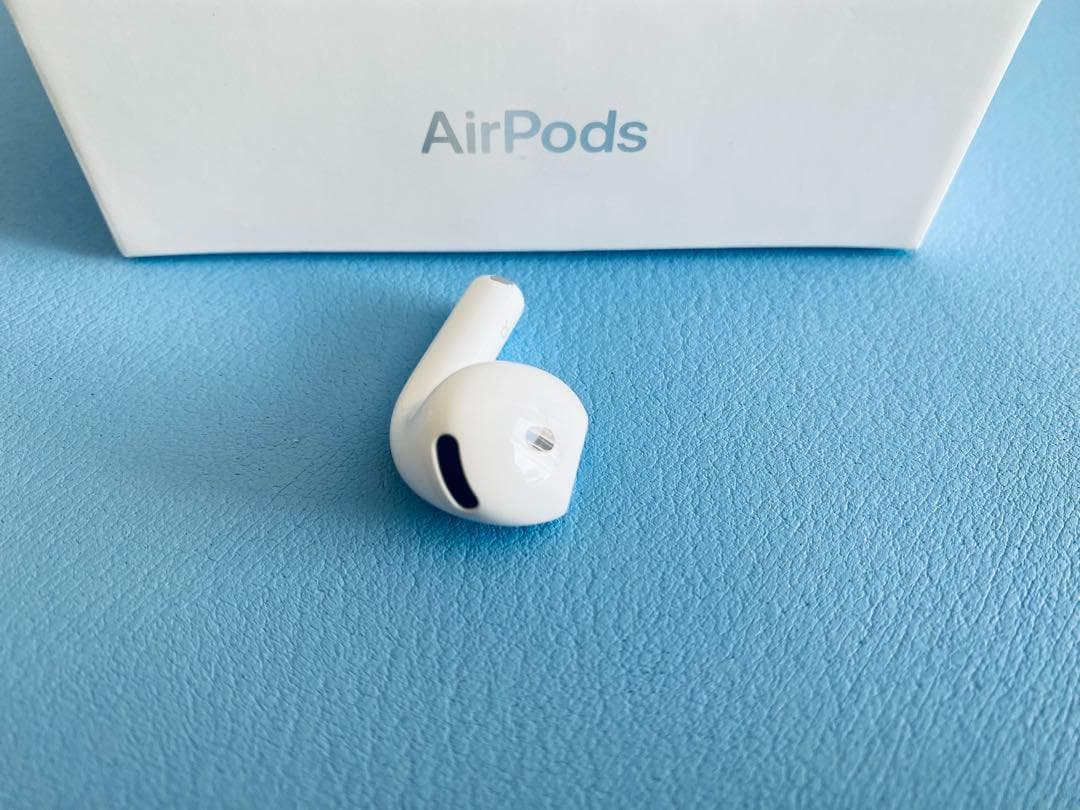 AirPods 第4世代 R片耳 右耳のみ イヤホン A3055 LOJP
