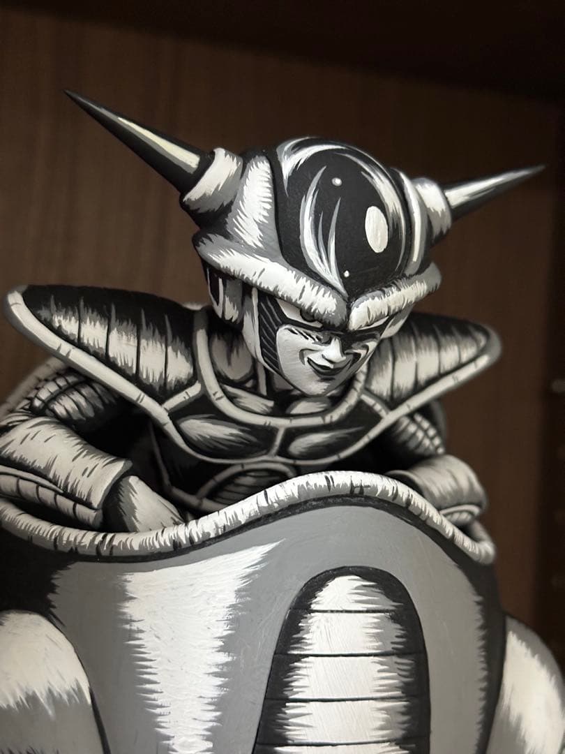 ドラゴンボール　フリーザ　リペイント　モノクロ