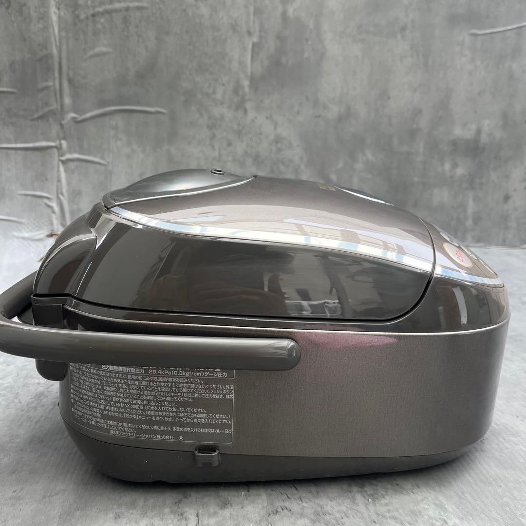 美品✨ 象印 ZOJIRUSHI NP-NC10 炊飯器 ブラウン 5合炊き