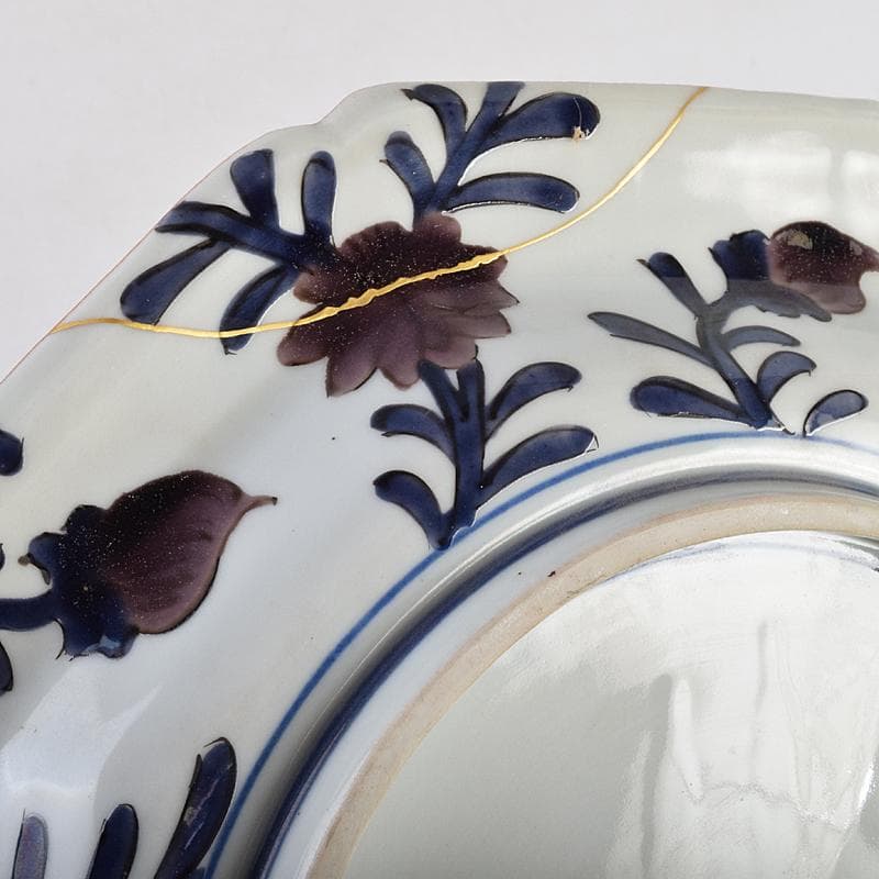 九谷焼　三代三ツ井為吉作　古九谷写　色絵山水文　八角飾皿　共箱　V　R9119B