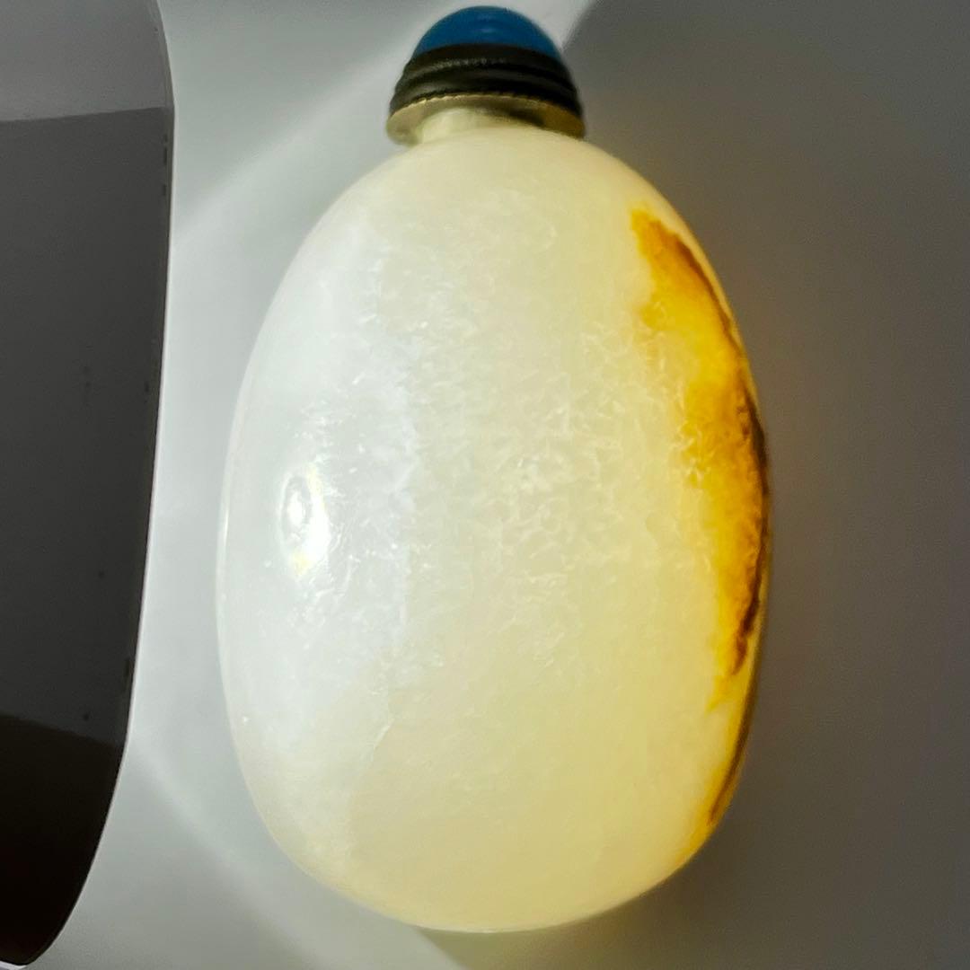 美品 和田玉 白玉 鼻煙壺 嗅ぎタバコ 彫刻 龍 軟玉 ネフライト アンティーク