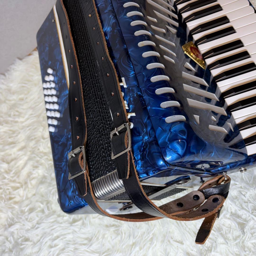 【美品】TOMBO アコーディオン No.211 30鍵盤 ハードケース付