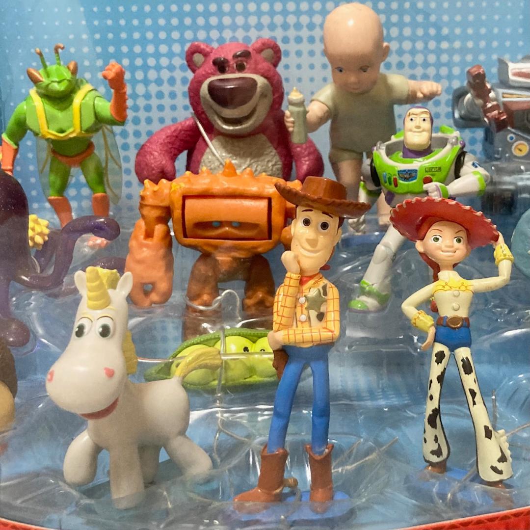 ディズニーストア限定「トイ・ストーリー3」デラックスフィギュア14体セット