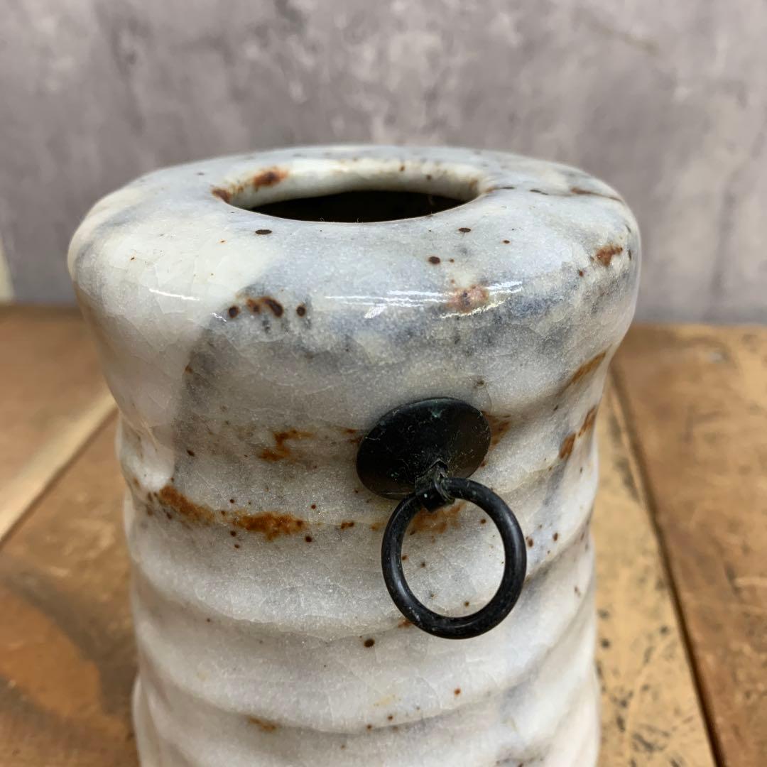 D-壁 【趣深い逸品】和モダン 志野流 貫入 花入（掛け・置き両用）