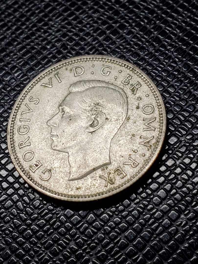2501.　銀貨　1946年　イギリス　ジョージ6世　1シリング　硬貨