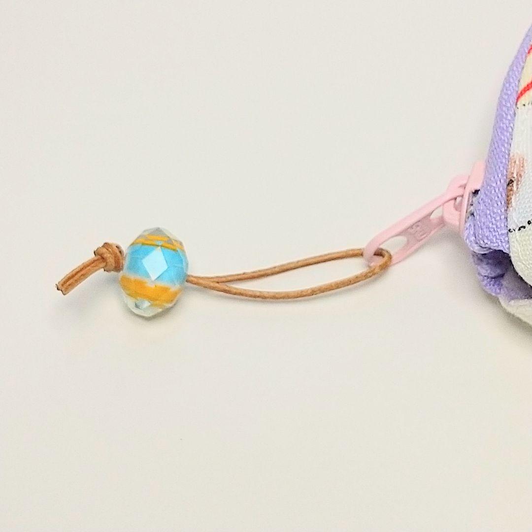 作品例★ハンドメイド ポーチ シマエナガ カップ 白 鳥 革紐 ガラスビーズ