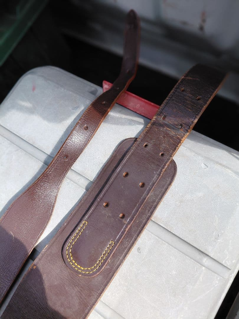 弾丸ベルト　レザーショットガン用弾薬ベルト