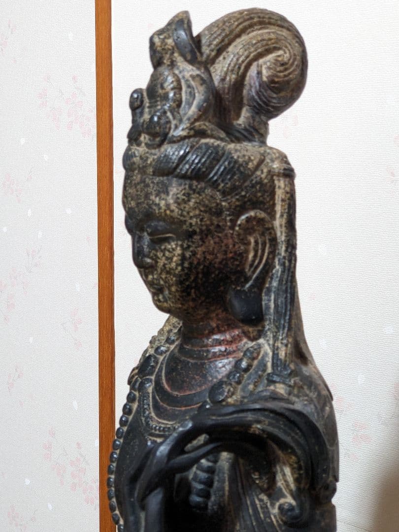 ♦観音菩薩立像 仏教美術 仏像 苦難厄除け 飾り 古美術骨董品 彫りの良い作品