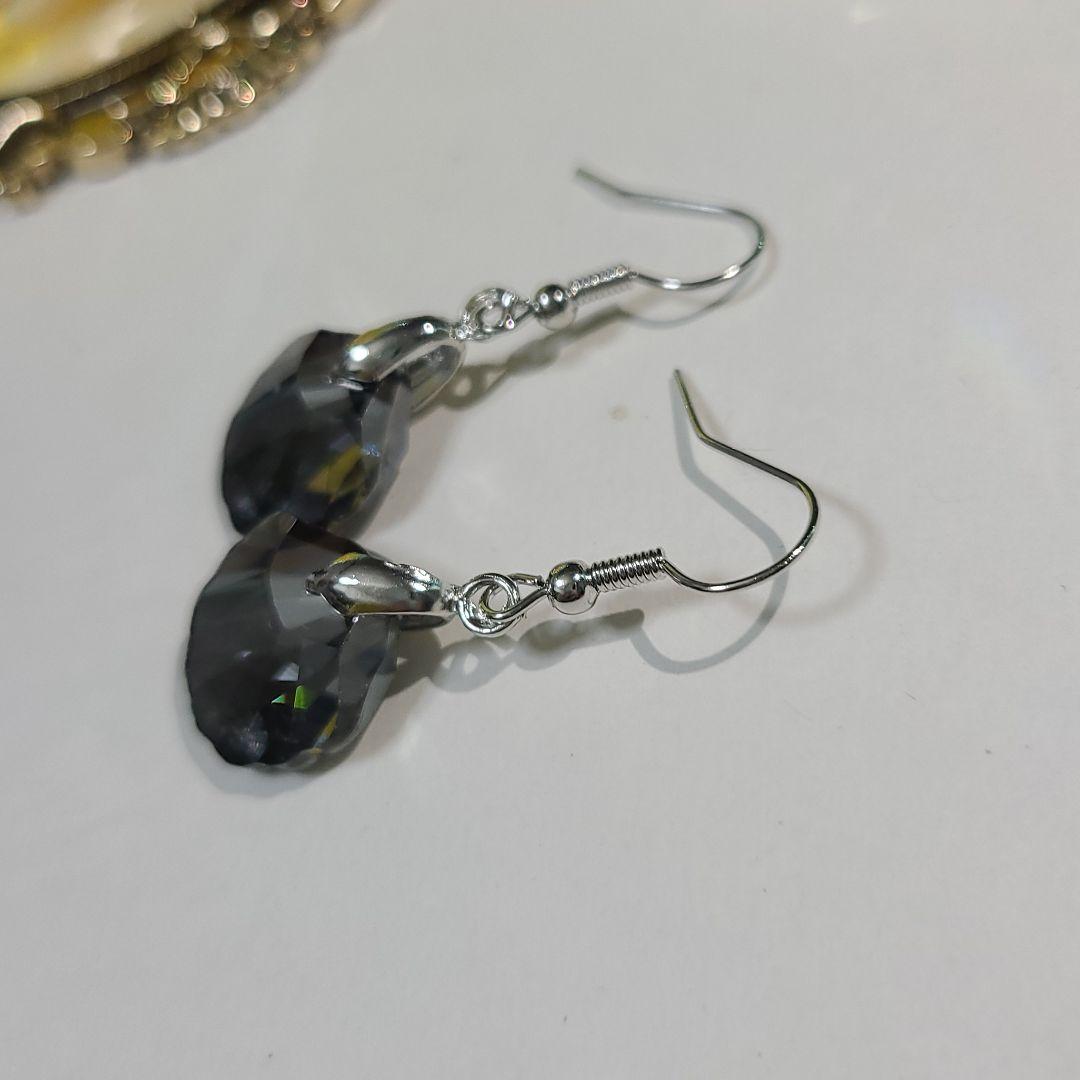 ハンドメイドピアス1610
