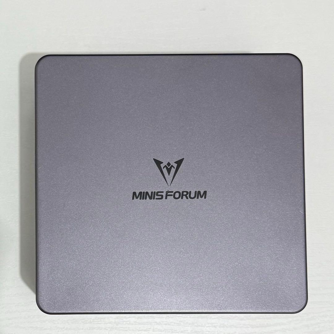 ミニPC Minisforum UM790/Ryzen7940HS/32GB/512GB