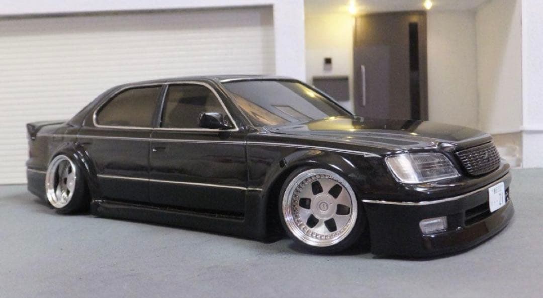 1/24UCF20系セルシオ完成品　全盛期仕様VIP