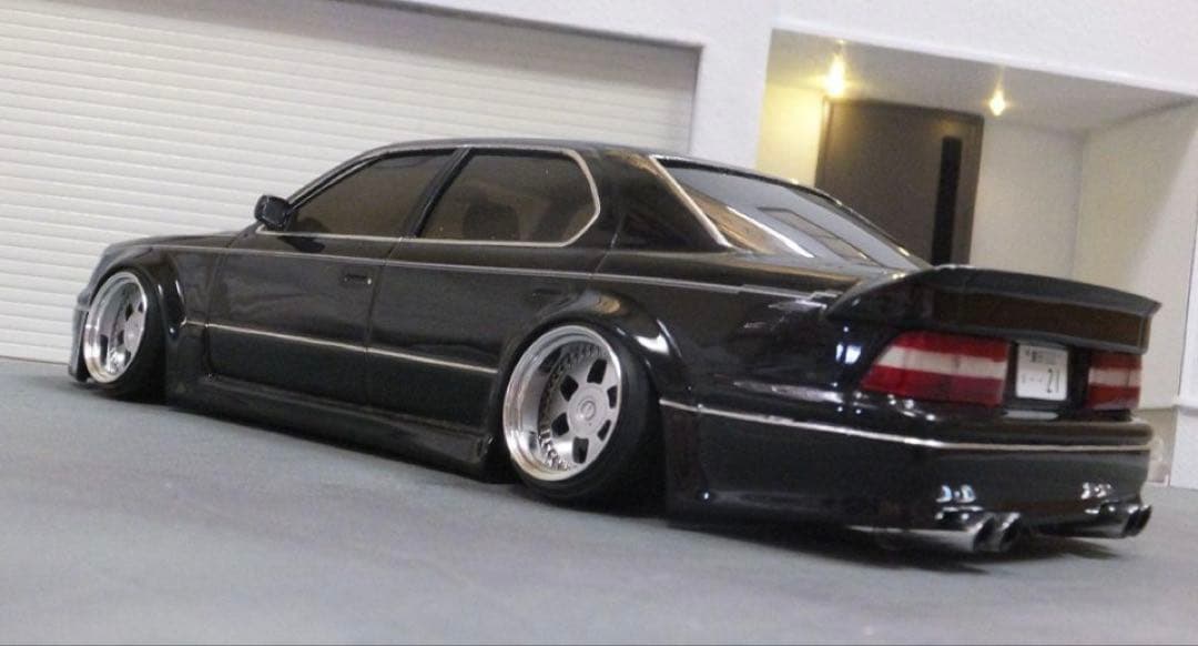 1/24UCF20系セルシオ完成品　全盛期仕様VIP