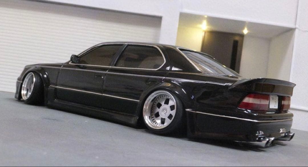 1/24UCF20系セルシオ完成品　全盛期仕様VIP