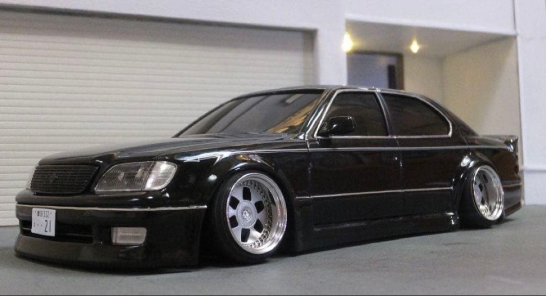 1/24UCF20系セルシオ完成品　全盛期仕様VIP