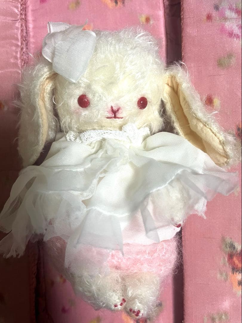 お値下げ　人気作家様　ハンドメイド　うさぎ　ぬいぐるみ　アンティーク　白兎