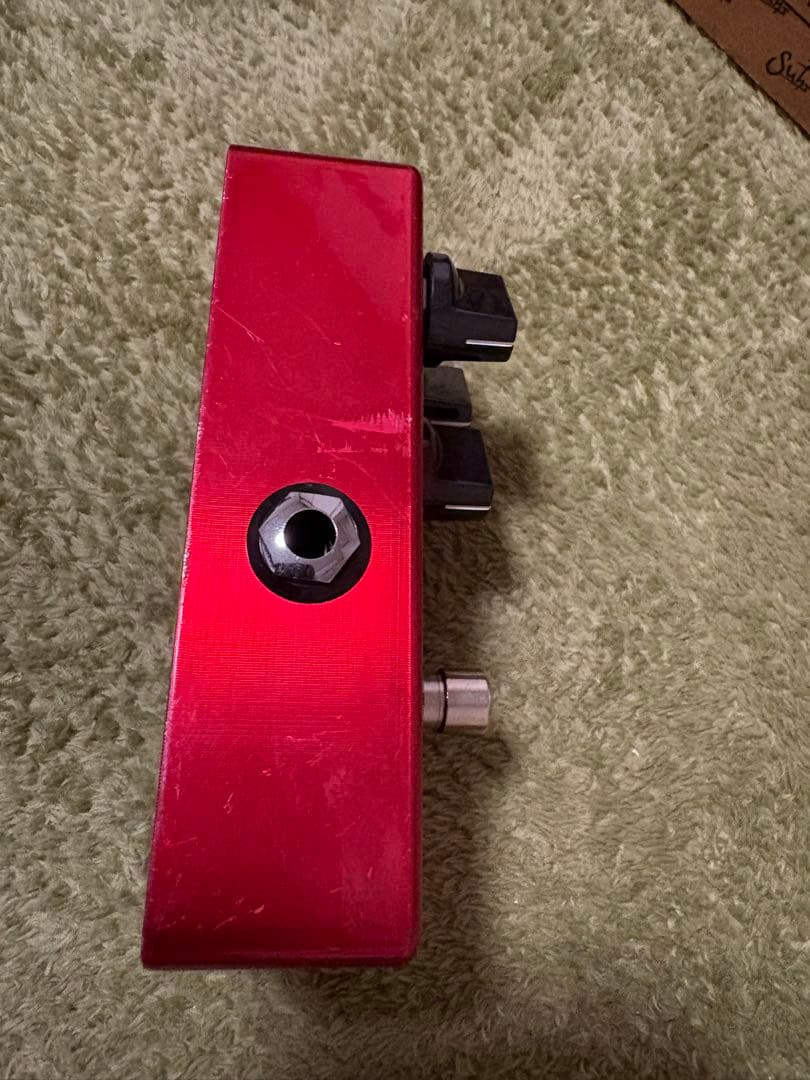 Suhr Limited Edition Crimson Riot 500台限定