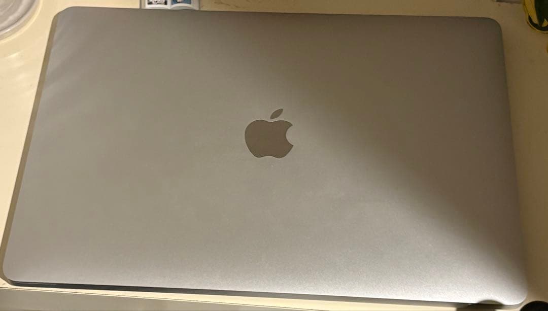 MacBook Pro 13-inch 2019 本体