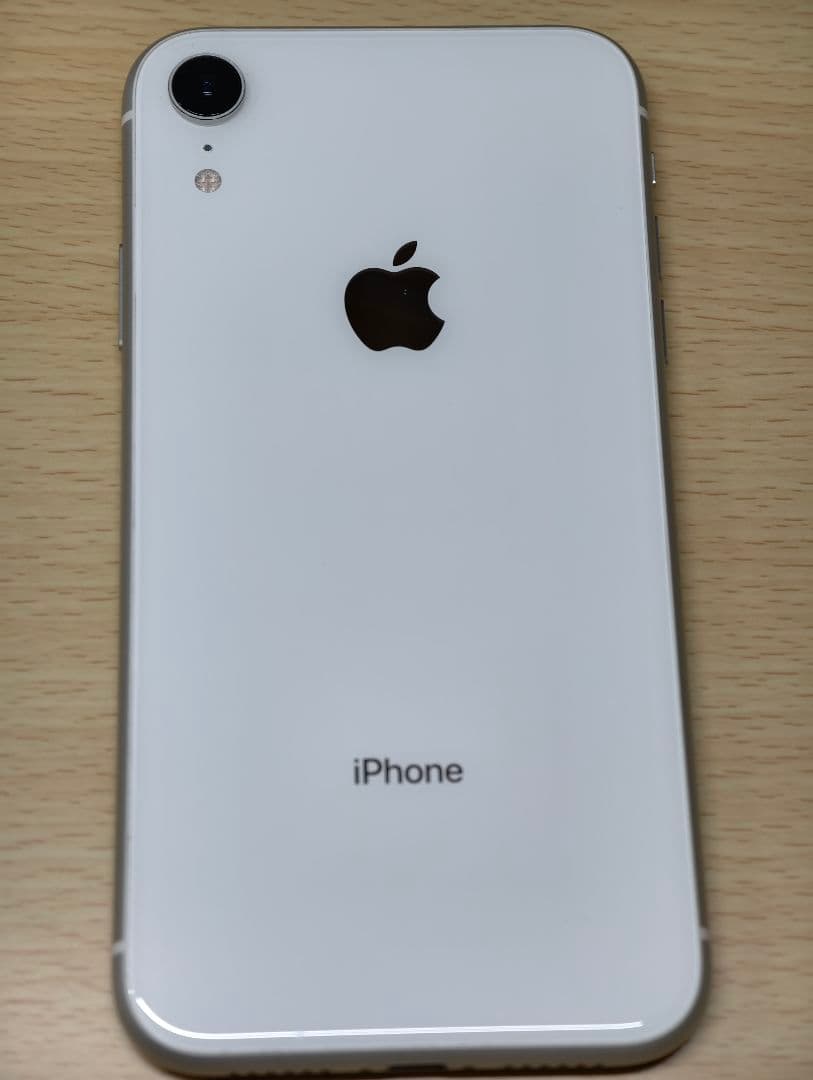 iPhone XR 128GB ホワイト