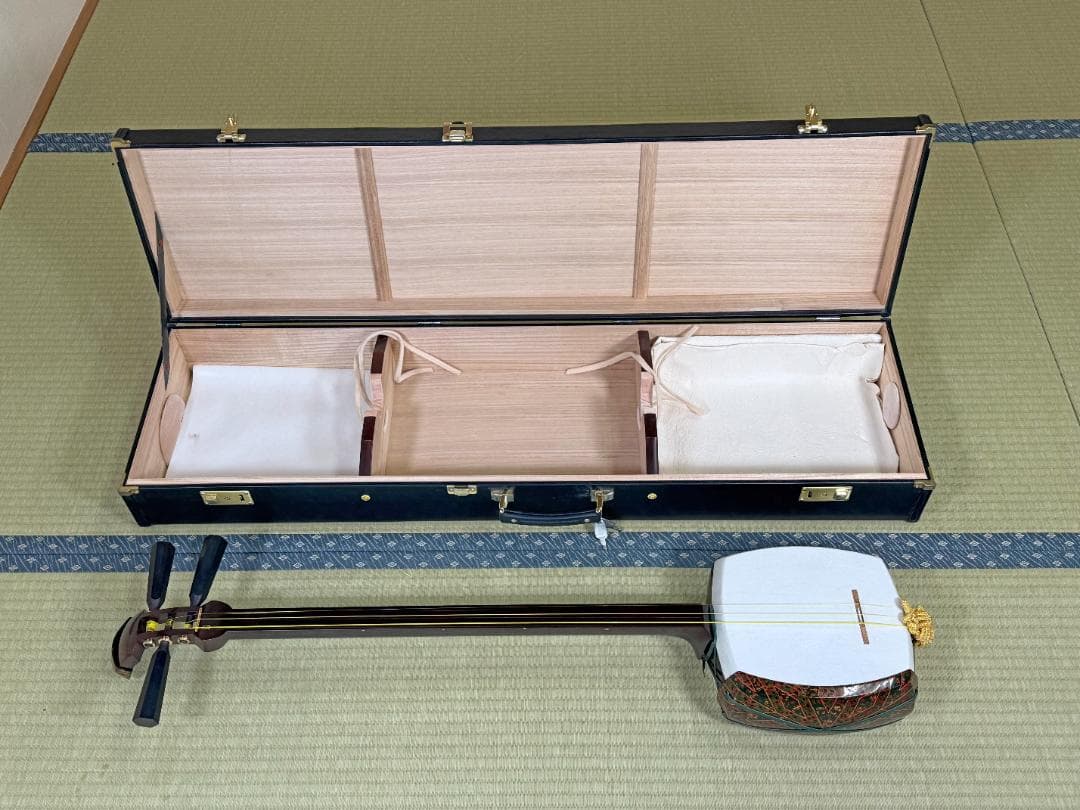 【高級仕様】金ホゾ（金ボソ）綾杉胴 津軽三味線 太棹｜整備済 津38