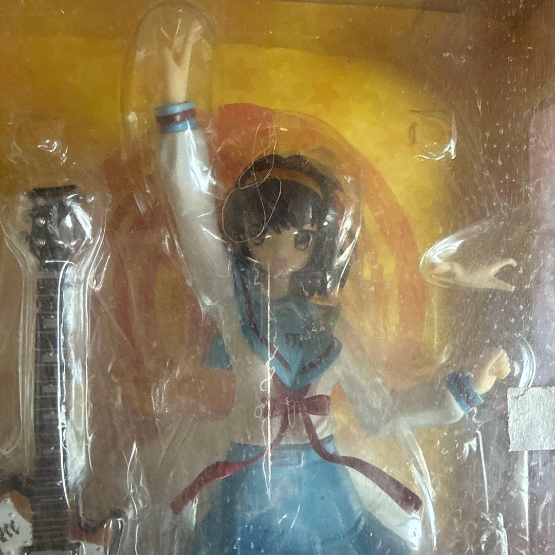 涼宮ハルヒ 1/6 スケールフィギュア ギター付き