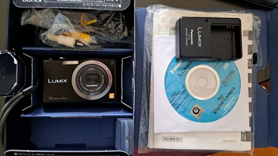 Panasonic DMC-FX100 コンパクトカメラ　動作確認済