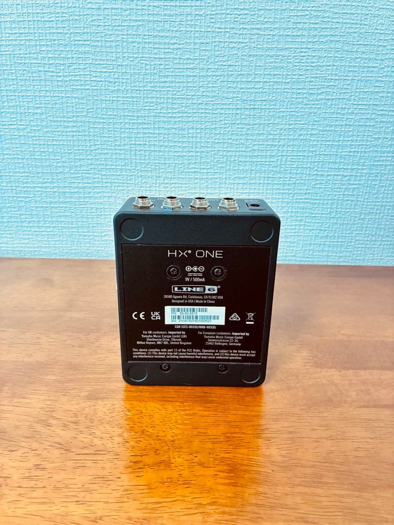 LINE 6 HX ONE 【元箱、アダプタ付属】