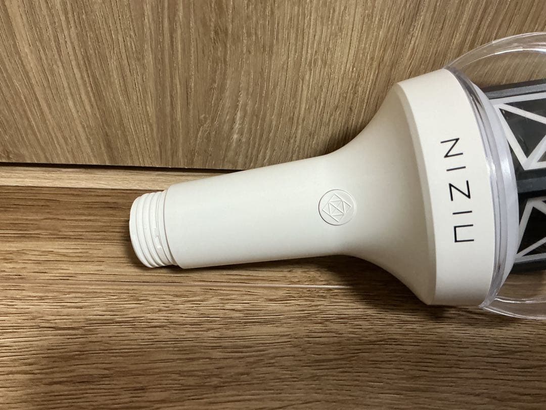 【送料無料・動作確認済み】NiziU OFFICIAL LIGHT STICK