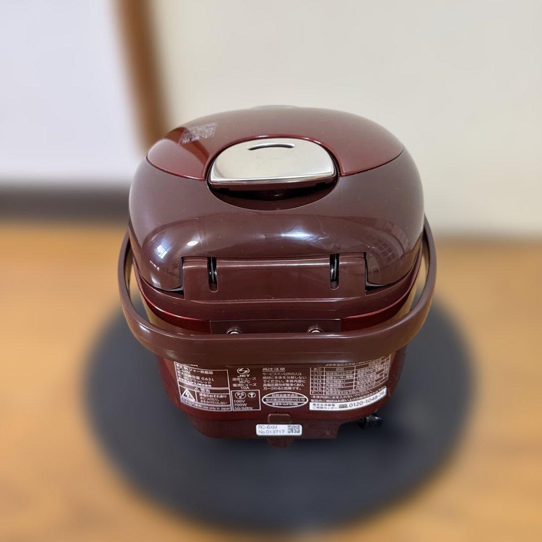 TOSHIBA 炊飯器　RC-6XM 炊飯器 赤
