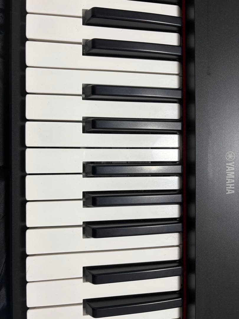 電子ピアノ（YAMAHA piaggero NP-12B 黒)