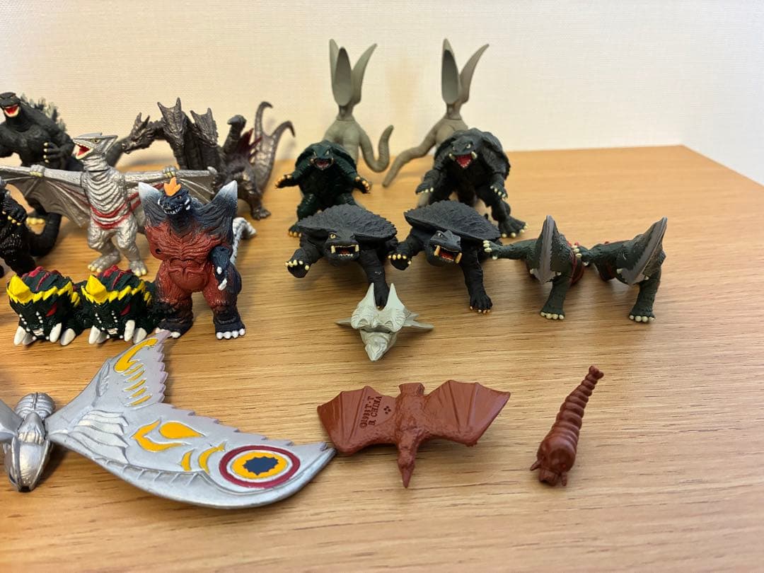 【中古】ゴジラ　ガメラ　フィギュアセット 約40体