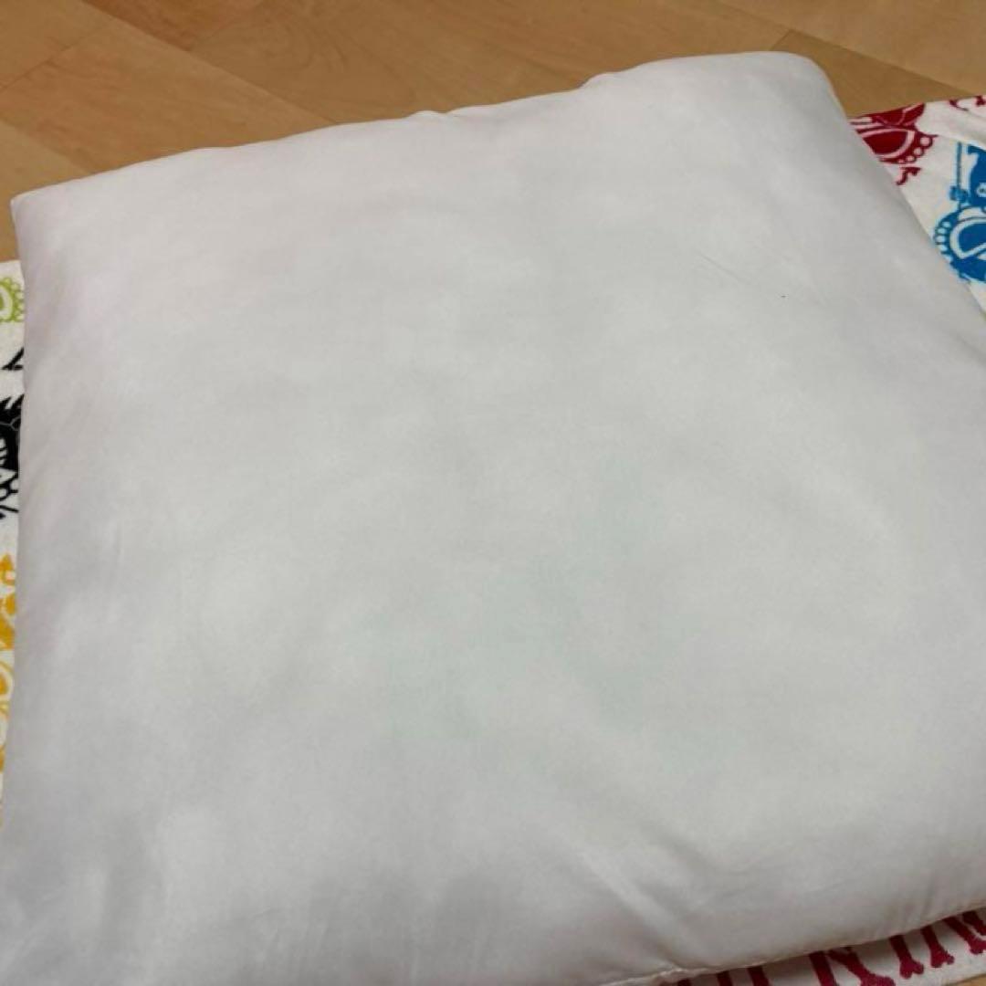 Redy エレガントフラワー クッション 60×60