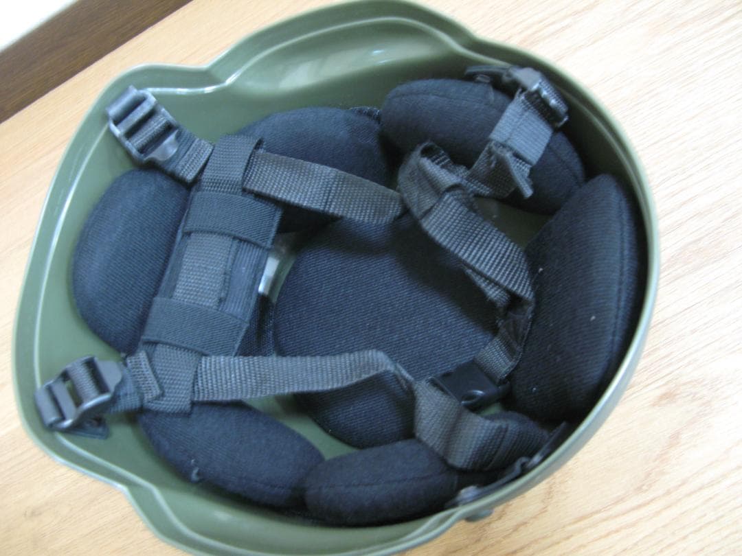 MICH 2002タイプ バリスティック ヘルメット　サバゲーに最適
