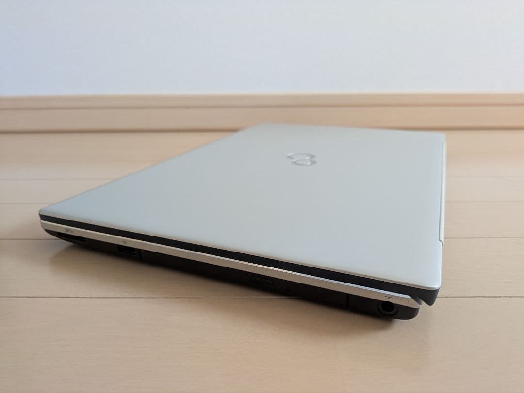 【17インチ大画面10世代】ノートPC 富士通 LIFEBOOK WN1/E2