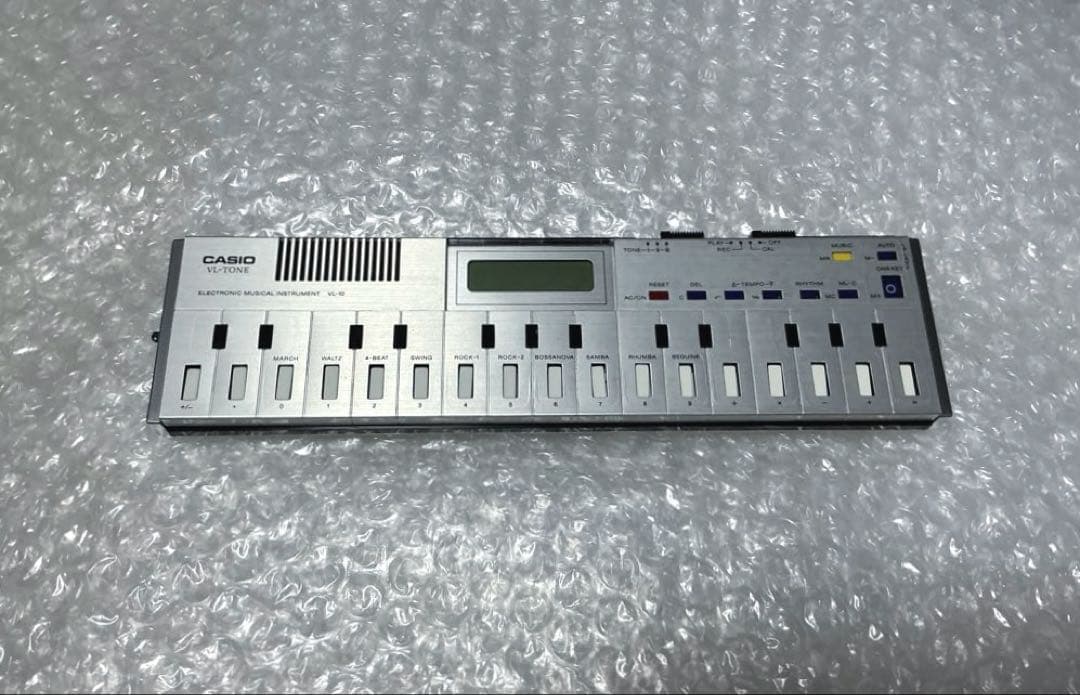 CASIO VL-10 VL-TONE☆世界最小シンセサイザー☆レア☆1982年