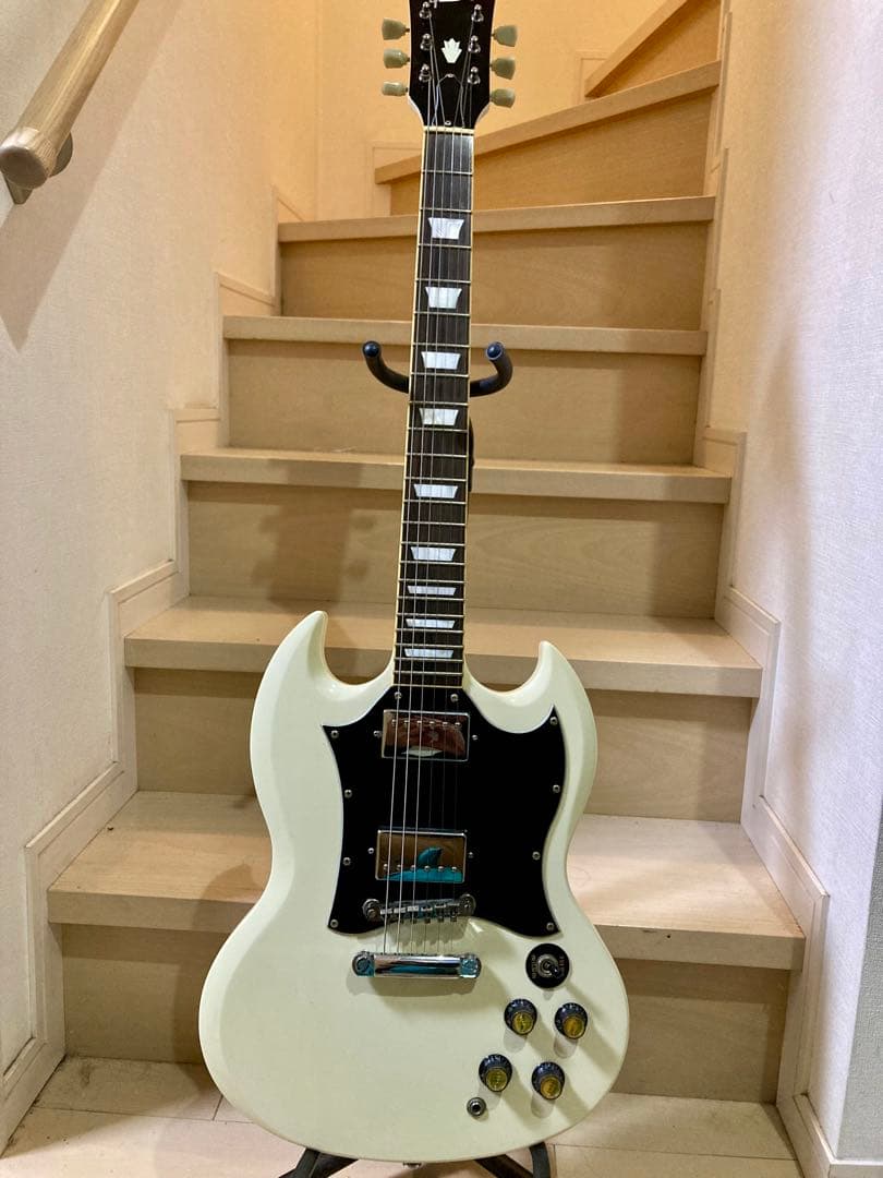 エレキギター　SGタイプ