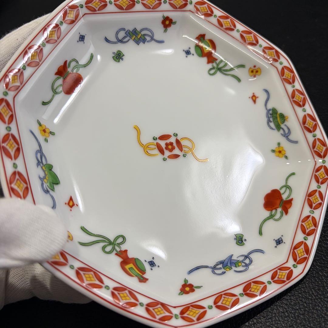 【美品】橘吉　「宝尽くし」　赤絵吉祥文様皿　中華皿　八角皿　大中小　11点セット