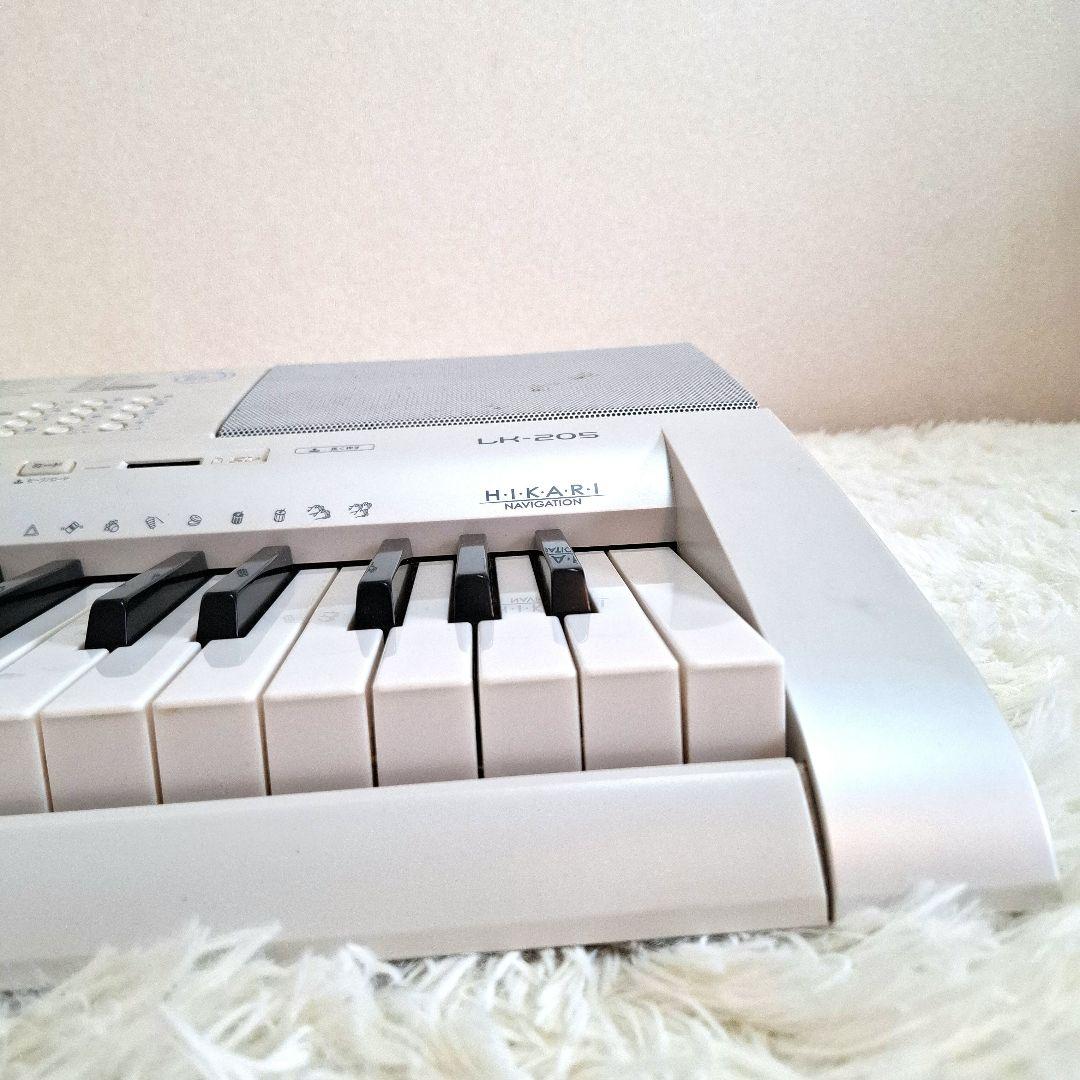 【送料無料】CASIO カシオ 光ナビゲーションキーボード LK-205