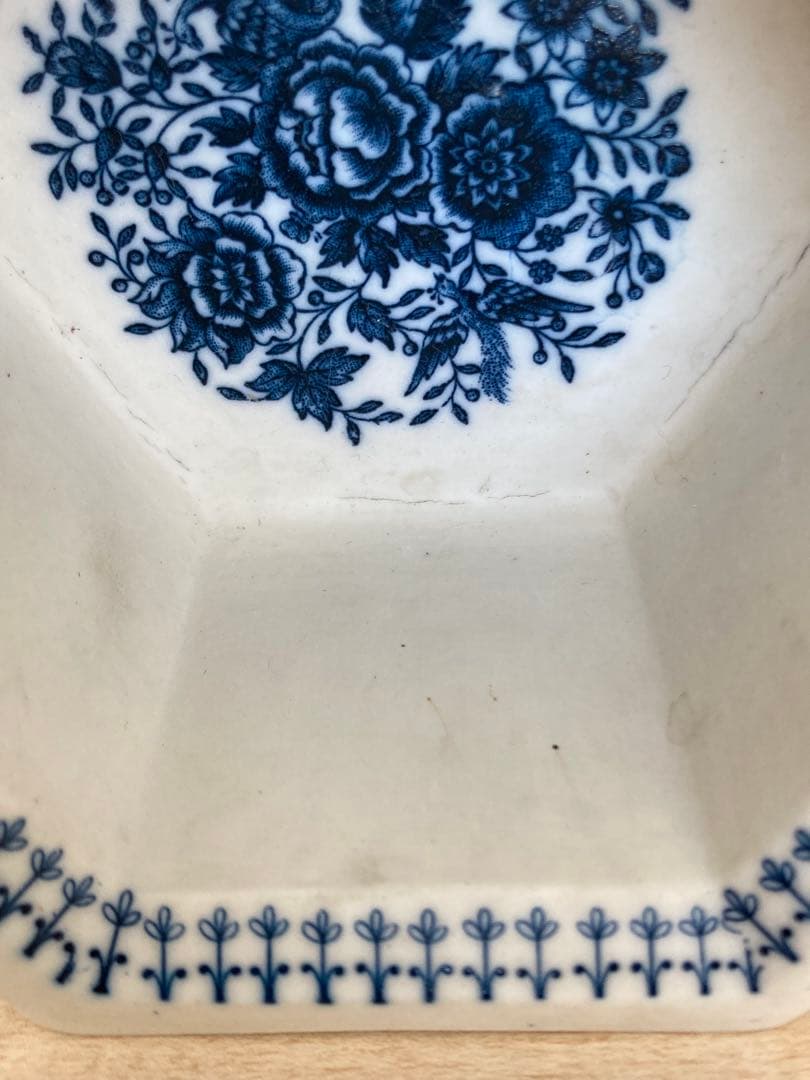 Rut Bryk; HEXAGON/ ルート・ブリュック ヘキサゴン