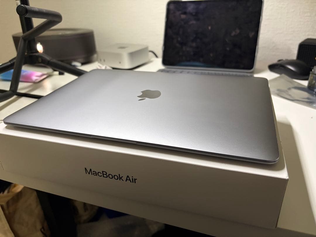 Macbook air m1 16gb 256 画面割れ