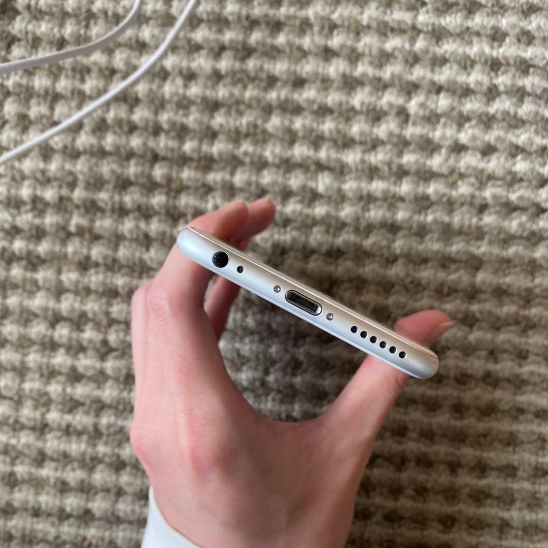 美品　iPhone 6 64GBシルバー 本体1-100