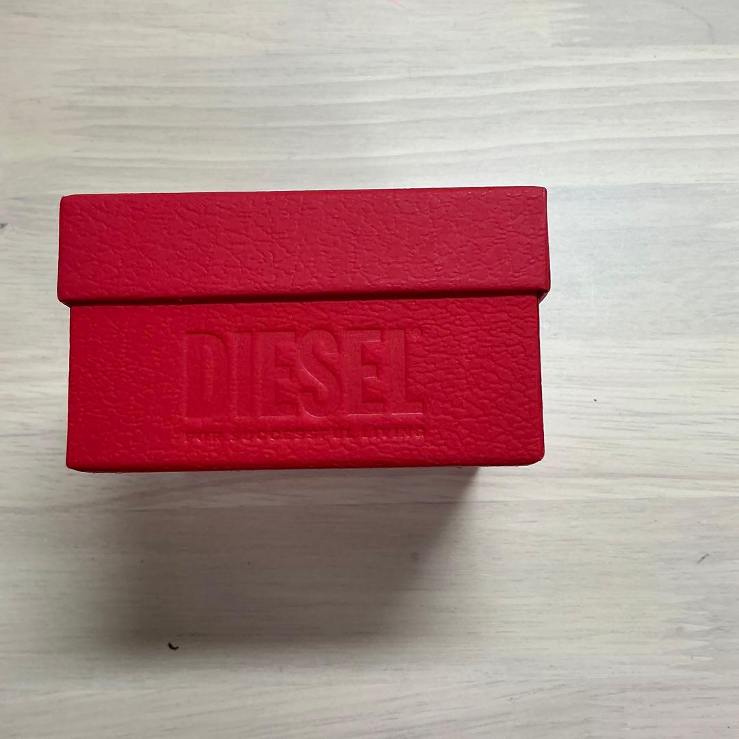 DIESEL オーバルペンダントネックレス