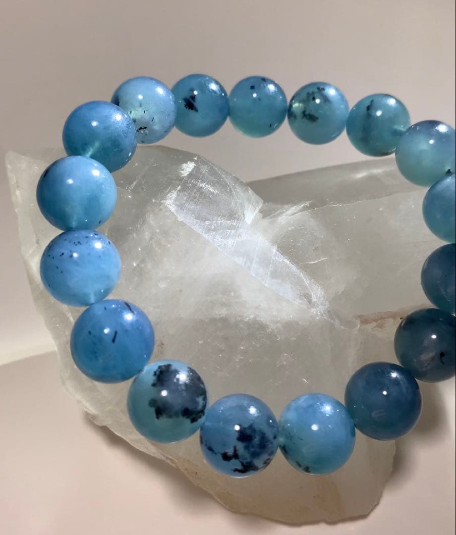 ⭐️発色抜群⭐️マイカインアクアマリン　ブレスレット　② アクアマリン